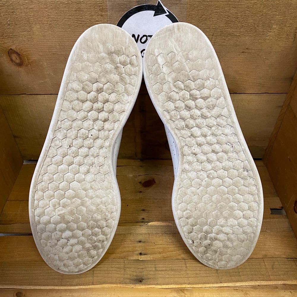 *SOLD* Men’s Adidas Advantage White Sneakers - Picture 7 of 12